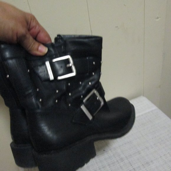 Circus Sam  DANNELLY  Booties Boots Ankle Studded Buckles, Size 8.5 - Picture 4 of 7